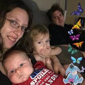 Meet your Posher, Leona